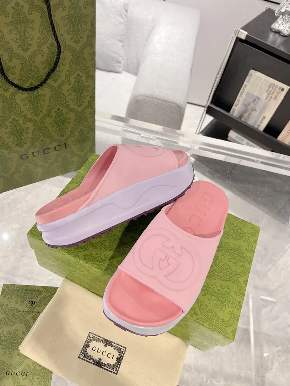 Gucci Shoe 